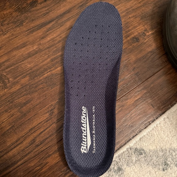 Blundstone Rustic Black High Top Boots - Picture 12 of 16